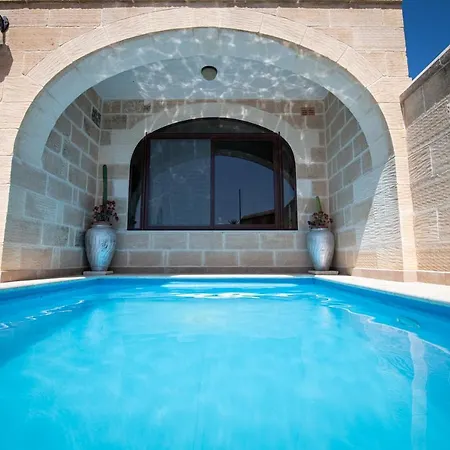 Ta' Giljan Gozo Bed & Breakfast 4*