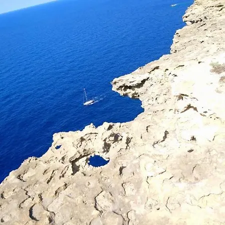 Ta' Giljan Gozo Bed & Breakfast Xagħra