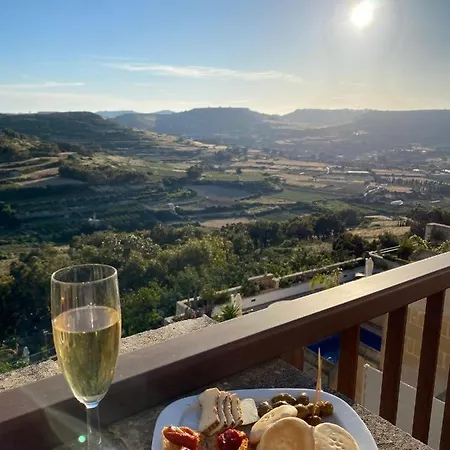 Ta' Giljan Gozo Bed & Breakfast Xaghra