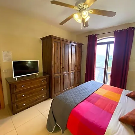 Ta' Giljan Gozo Bed & Breakfast