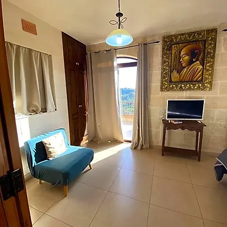 Ta' Giljan Gozo Bed & Breakfast 4*