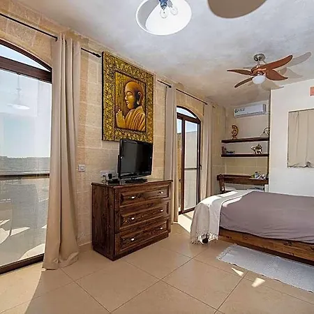 Bed & Breakfast Ta' Giljan Gozo 4*