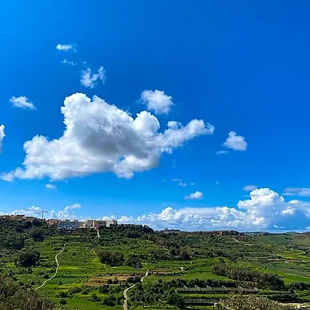 Ta' Giljan Gozo Bed & Breakfast Xagħra